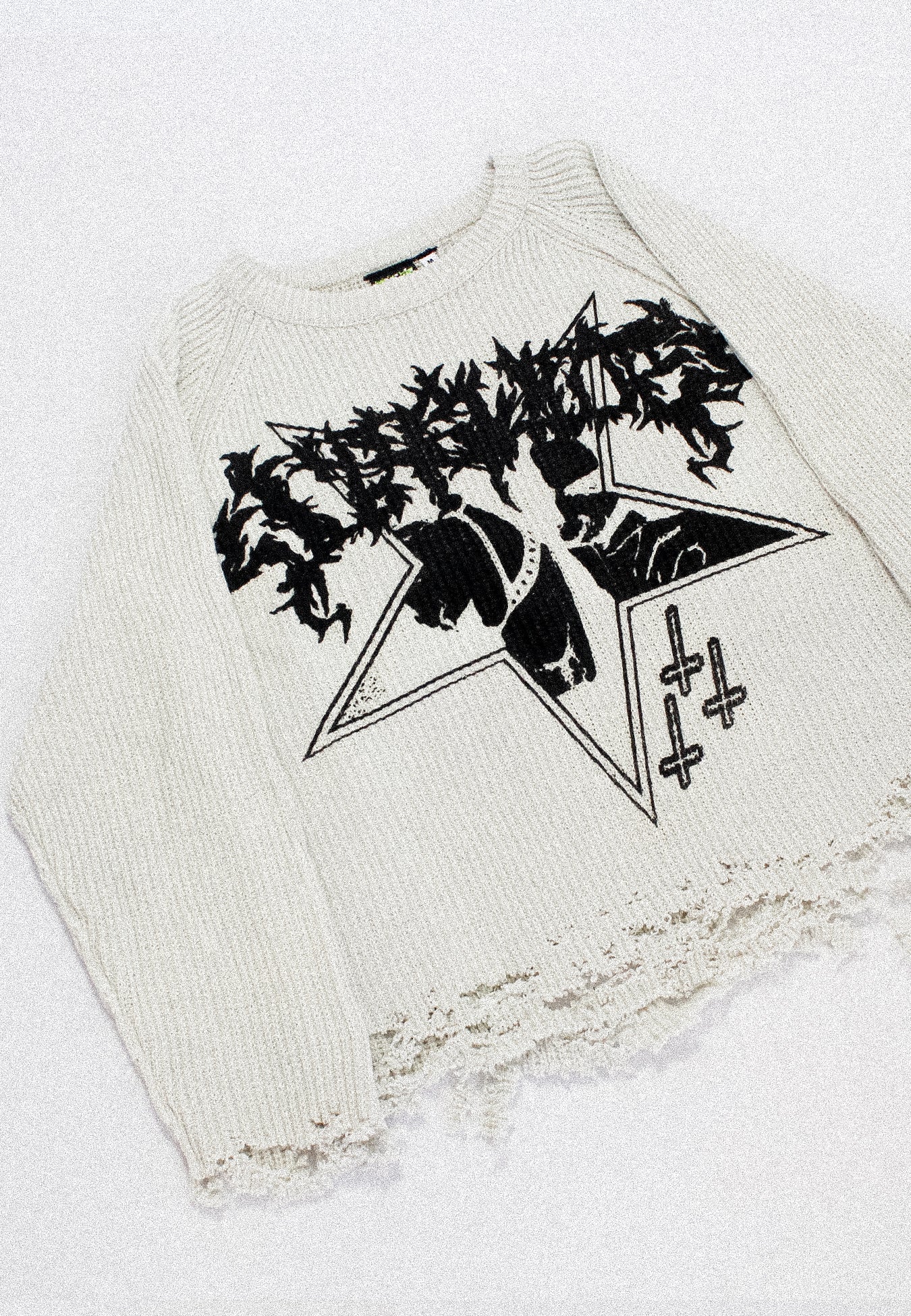 "š¤PENTABLADEš¤" Thrashed Knit Sweater (M)