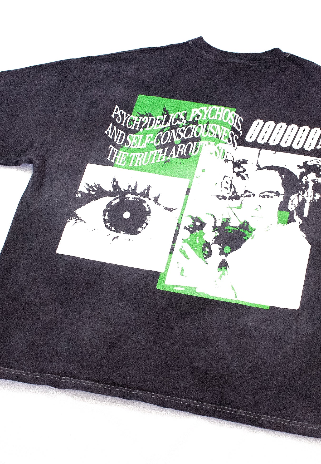 "SIXBLADESSIXTABSSIXGRAVES" Heavyweight Tee (L)