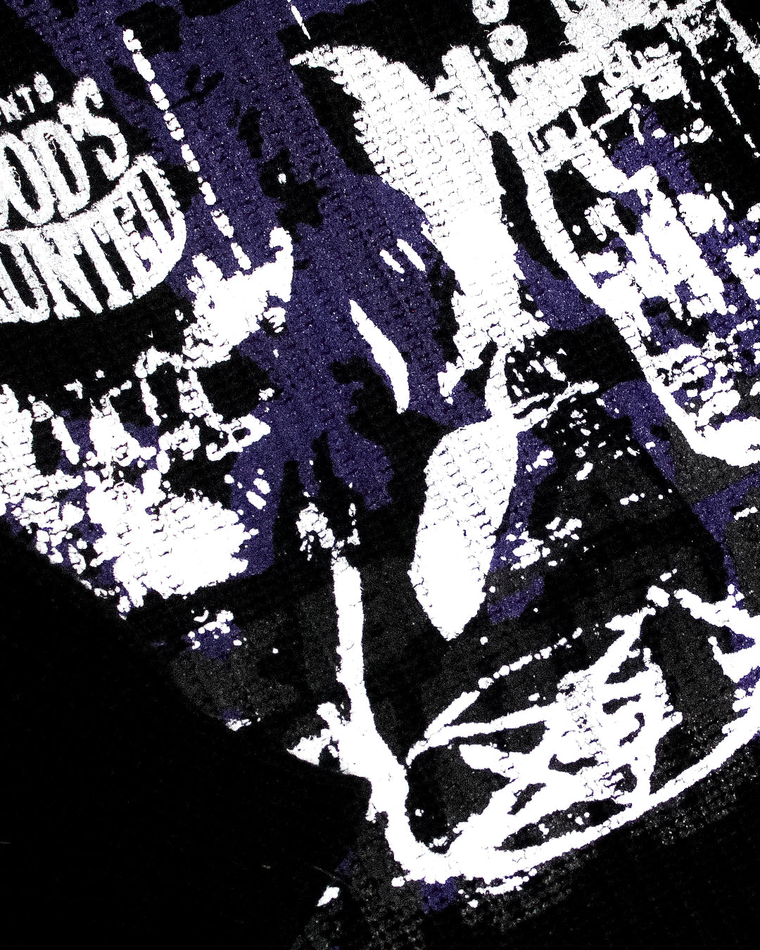 "DEMON BLADES//HOLLYWOOD'S MOST HAUNTED" Cropped Knit Sweater (L)