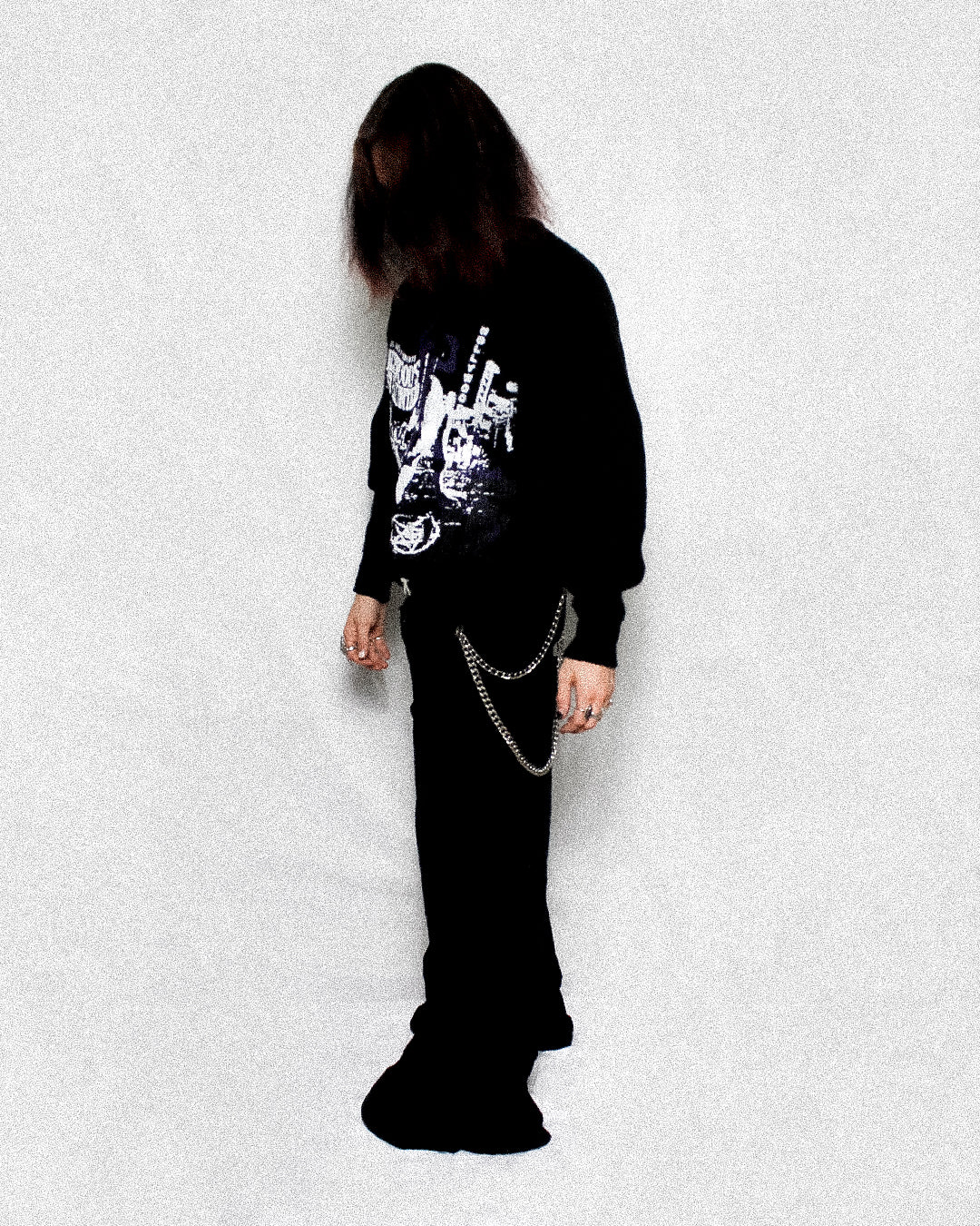 "DEMON BLADES//HOLLYWOOD'S MOST HAUNTED" Cropped Knit Sweater (L)