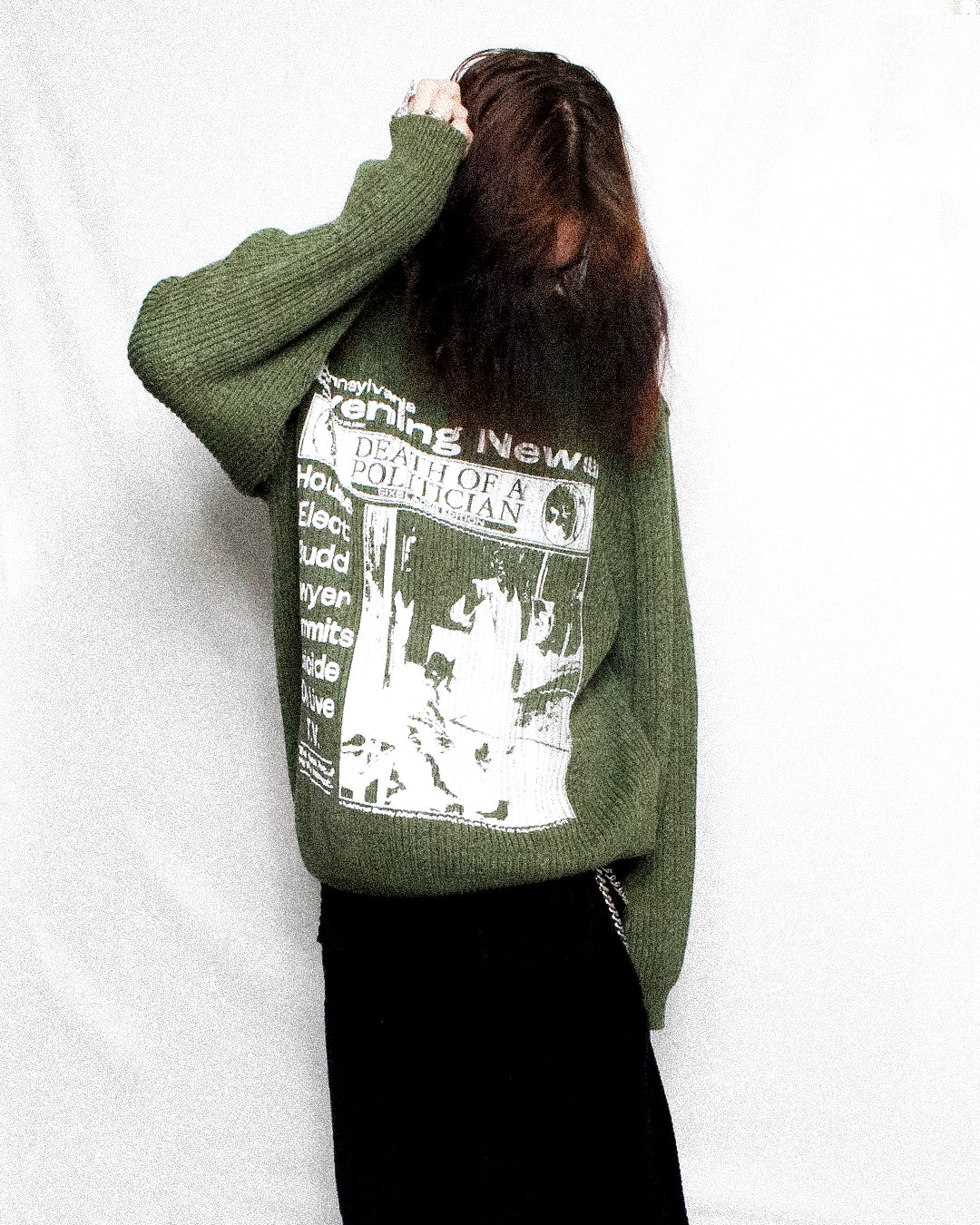 "PENNSYLVANIA EVENING NEWS//DIE LIKE DWYER" Heavyweight Knit Sweater (XL)