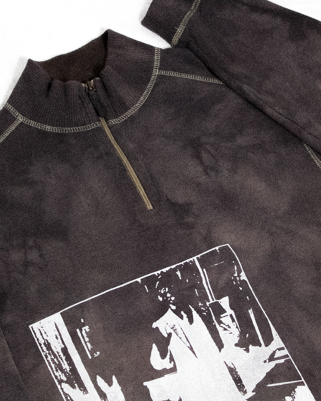 "DIE LIKE DWYER" Dyed Turtleneck Sweater (M)